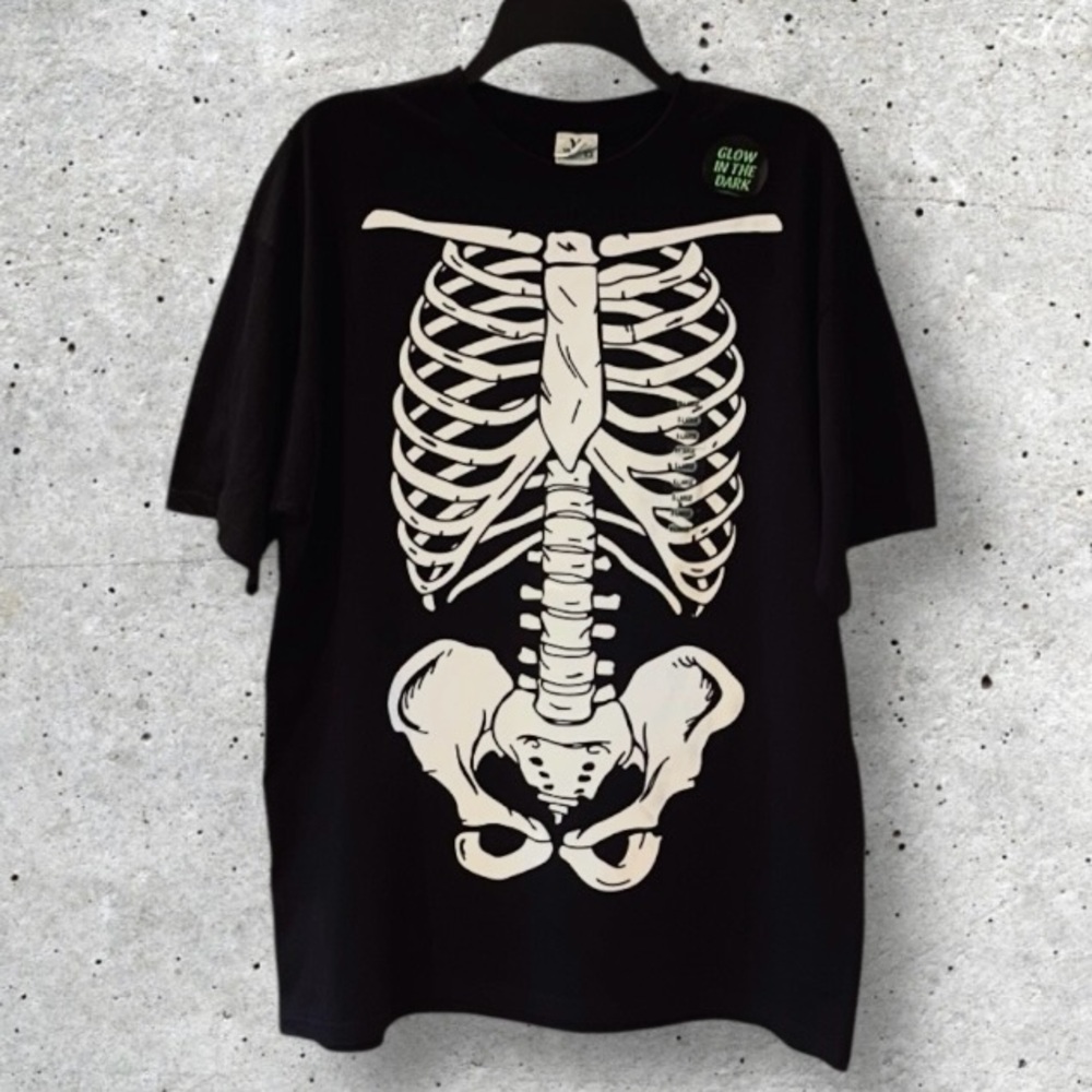 NWT Skeleton Crew Neck Tee Shirt